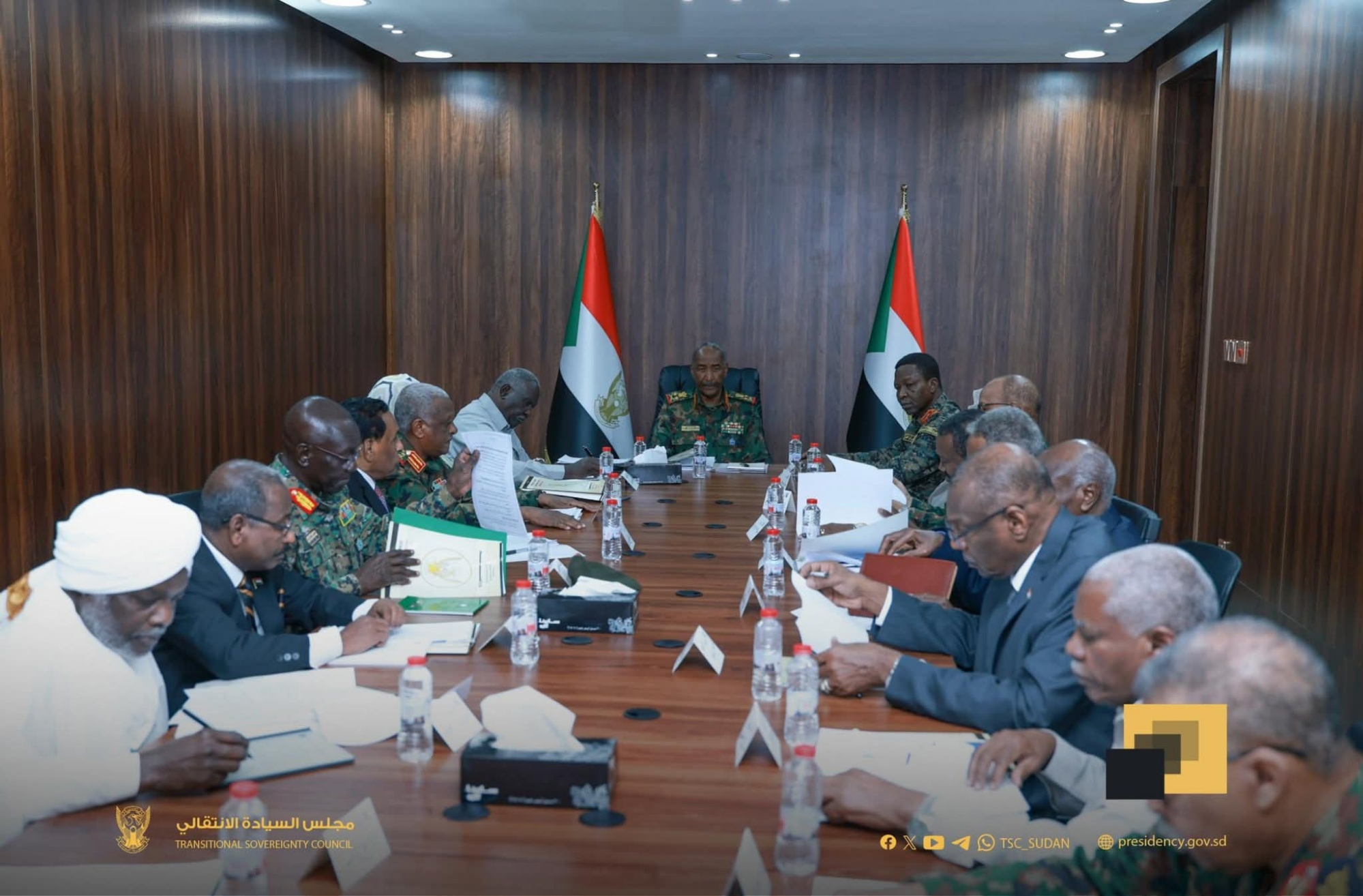 مجلس الأمن والدفاع برئاسة البرهان يطمئن على الوضع الأمني والسياسي